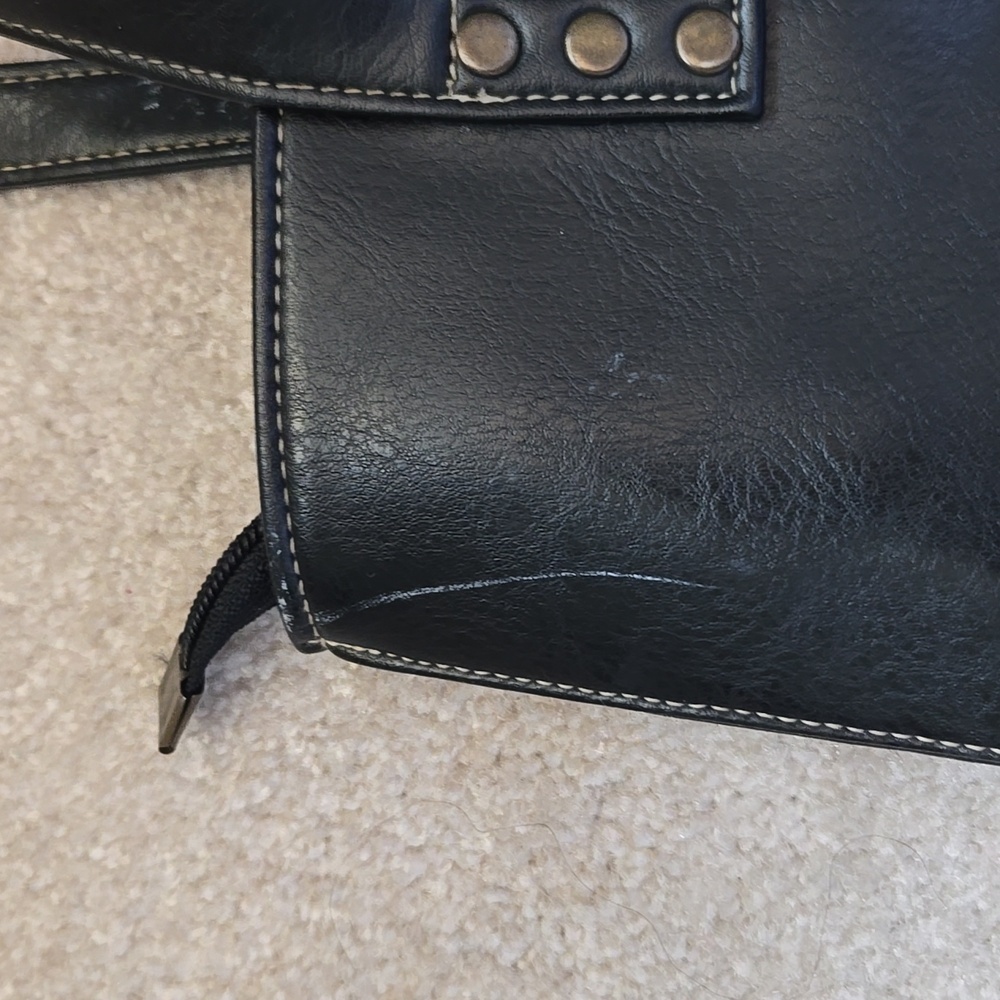 Elegant Black Tote Bag - Picture 6 of 10